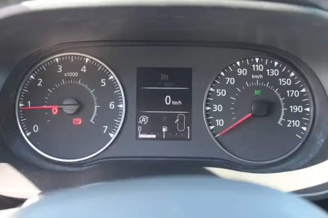 Dacia Duster blue dci 115 4x2 — photo 20