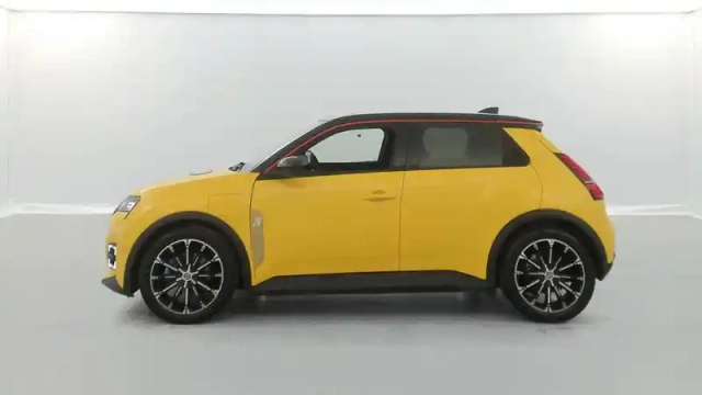 Renault 5 renault  e-tech electrique 120 ch autonomie urbaine — photo 2