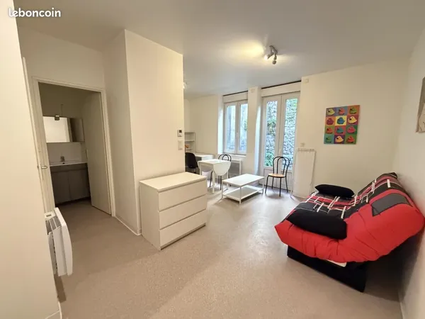 Studio 1 pièce 29 m²