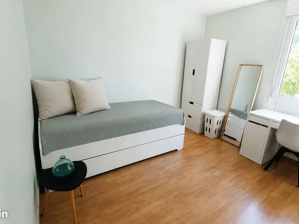 Chambre meublée - Colocation Bègles