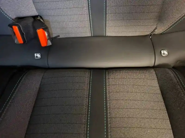 Peugeot 2008 bluehdi 130 s&amp;s eat8 — photo 3