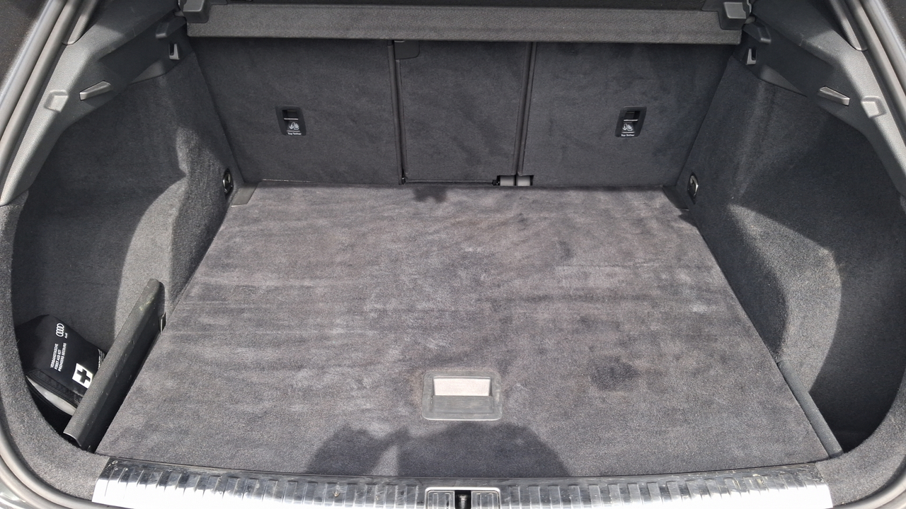 Audi Q3 35 TDI 150 ch Quattro — photo 13