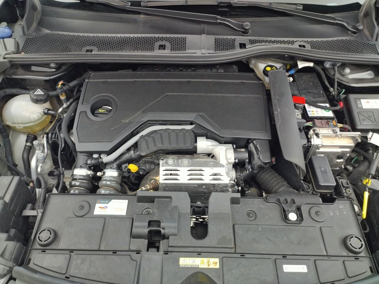 Citroën C4 hybride 136 e-dcs6 plus — photo 15