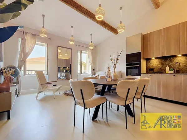 Appartement 3 pièces de charme dans le Vieil Antibes