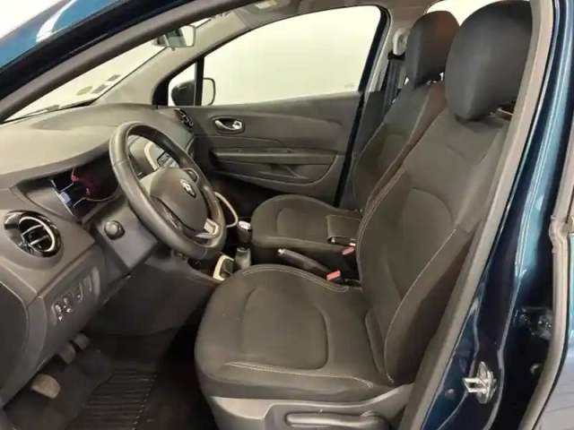 Renault Captur 1.5 dci 90ch energy business euro6c — photo 5