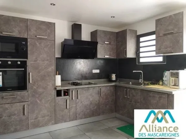 Maison 4 pièces 157 m²