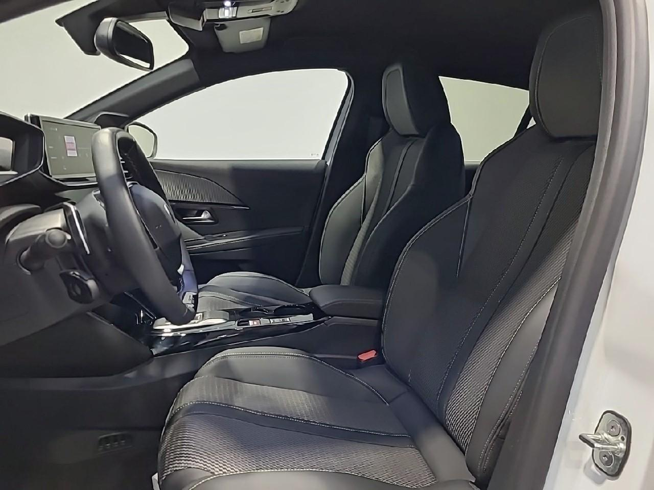 Peugeot 208 hybrid 100 e-dcs6 gt — photo 10