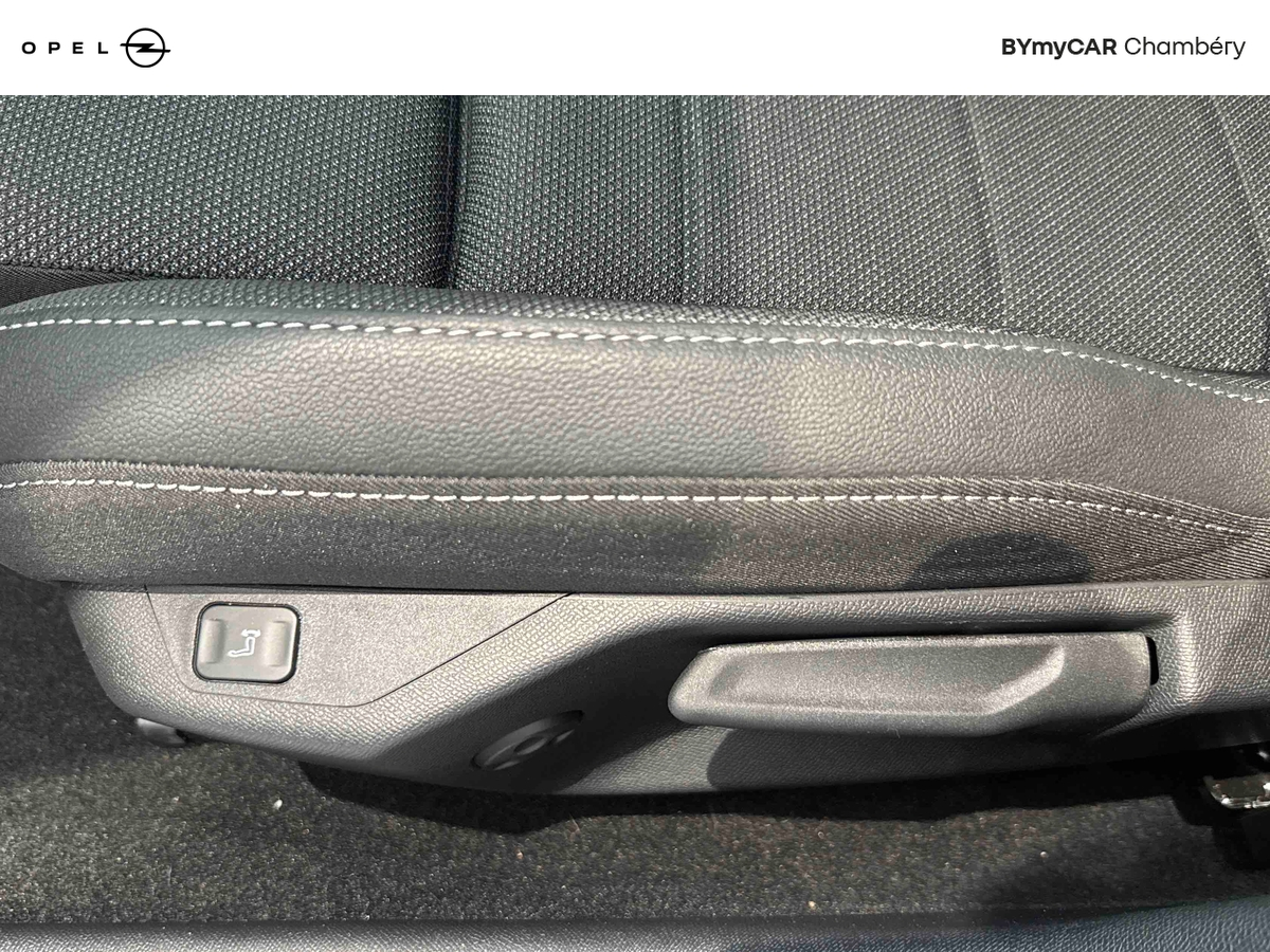 Opel Astra Sports Tourer 1.2 Turbo Hybride 145 ch Automatique — photo 18