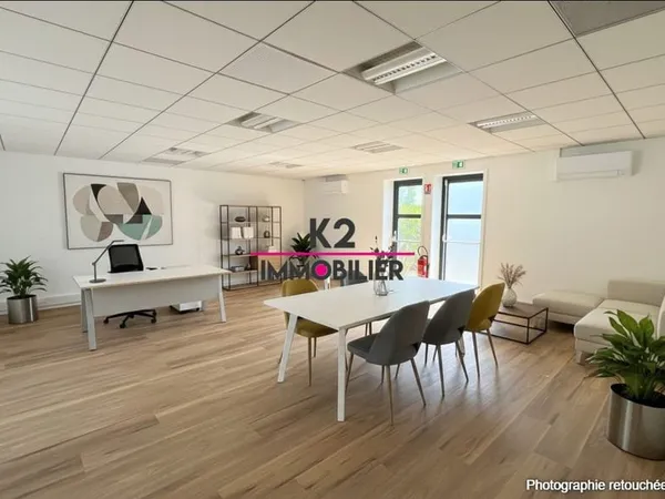 BUREAUX 87M² - PRET A L'EMPLOI