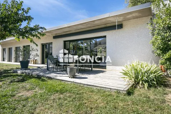 Maison 4 pièces 115 m²