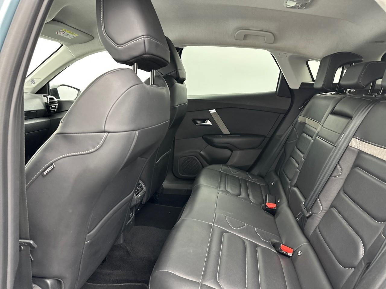 Citroën C4 e-c4 136 ch automatique shine pack — photo 12