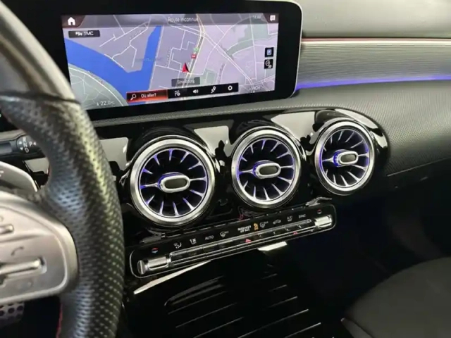 Mercedes Classe A 200 amg line 163 premium plus — photo 20
