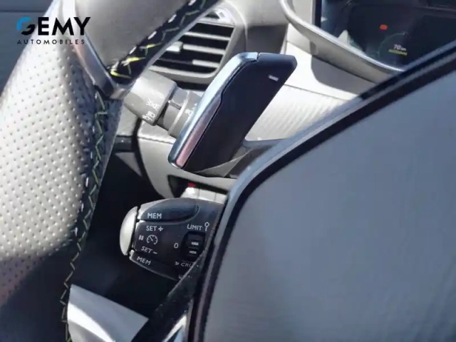 Peugeot 2008 puretech 130 s&amp;s eat8 — photo 30