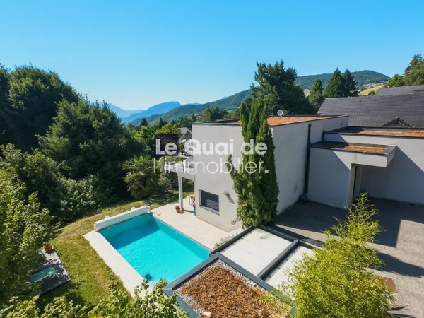 A VENDRE : MAISON CONTEMPORAINE (2017)