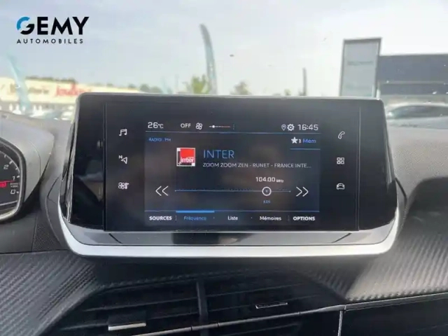 Peugeot 208 puretech 100 s&amp;s bvm6 — photo 12