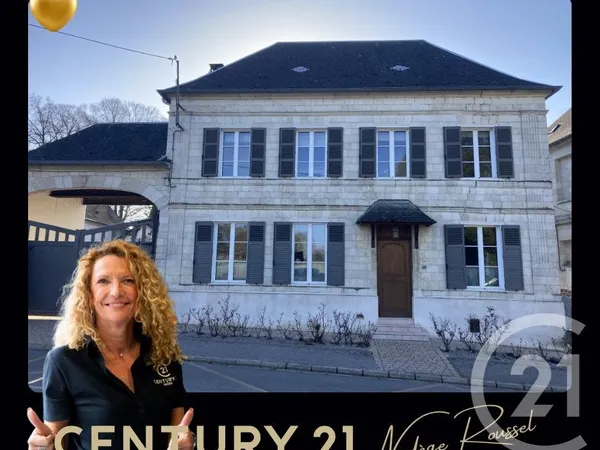 Maison 10 pièces 307 m²