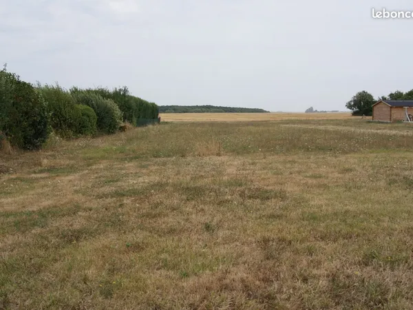 TERRAIN CONSTRUCTIBLE 1023m2 FAYE 41100