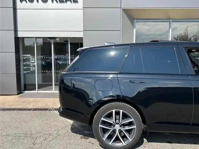 Land Rover Range Rover swb p550e phev awd — photo 17