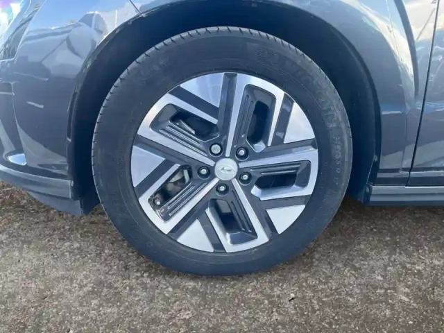Hyundai Kona electrique 64 kwh - 204 ch — photo 14
