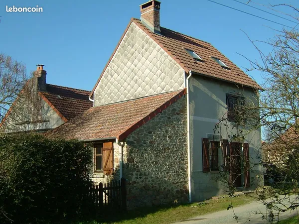 Maison à louer à ARNAC LA POSTE