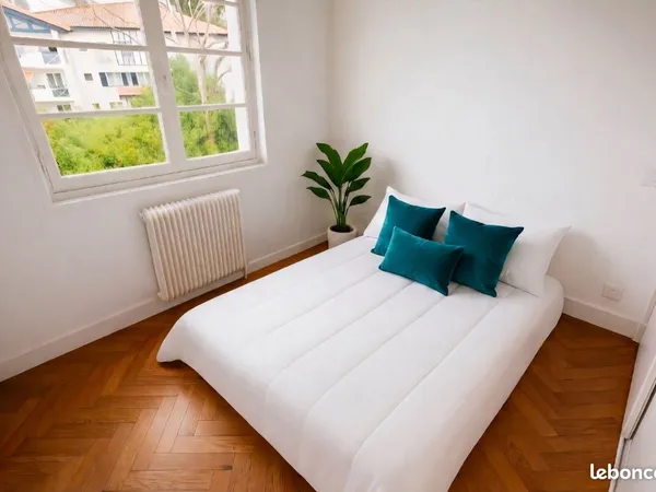 Chambre dans colocation meublée Maison Biarritz jusqu'en juillet 2027Chambre dans colocation meublée