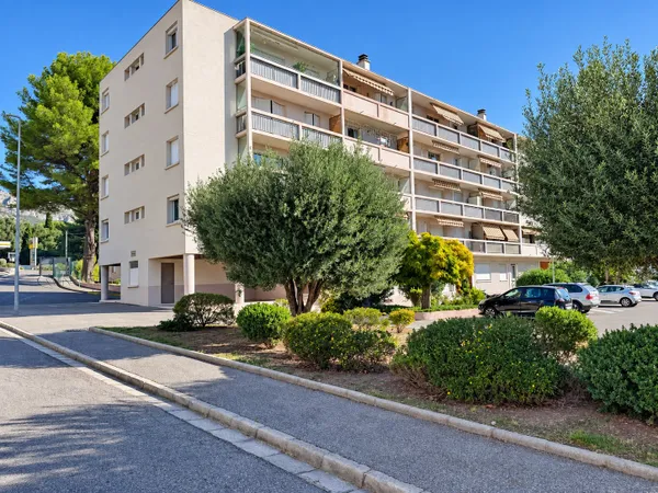 Charmant T2 prêt à vivre à Toulon