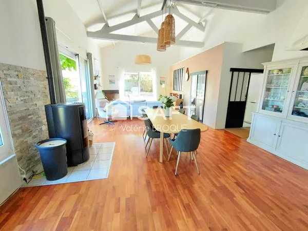 Maison de plain pied entre terre et mer