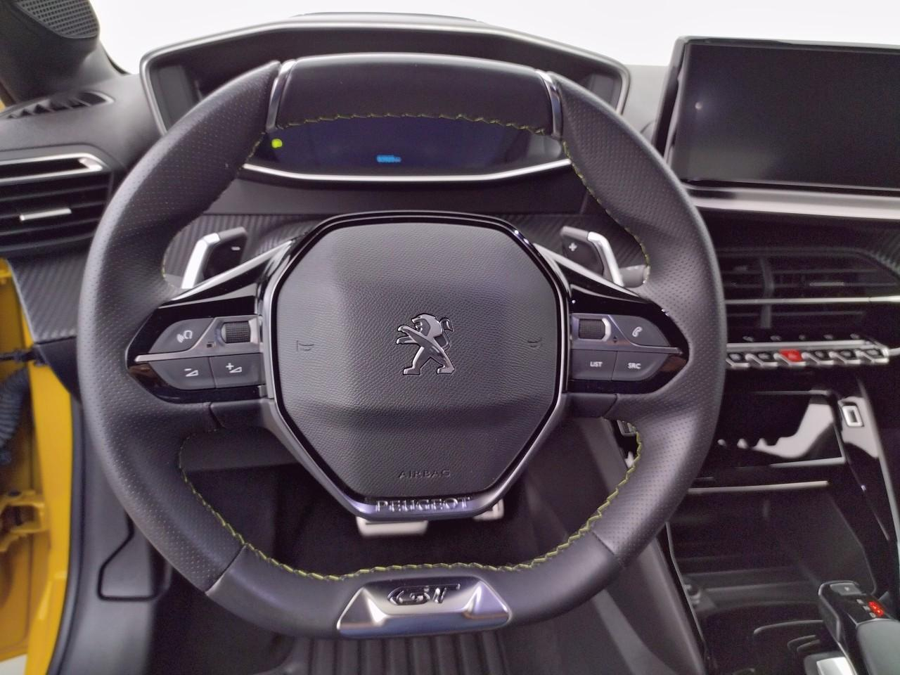 Peugeot 208 puretech 100 s&s eat8 gt — photo 19