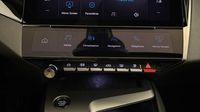 Peugeot 408 PHEV 225ch Allure Pack e-EAT8 — photo 26