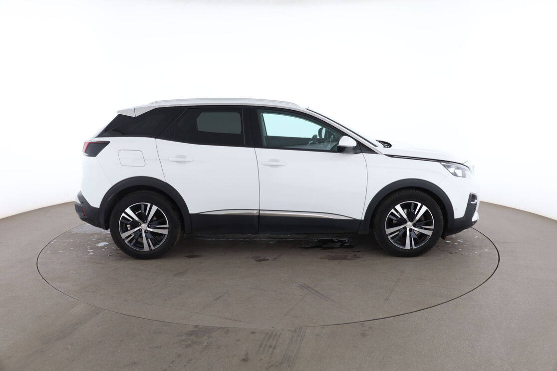 Peugeot 3008 1.2 PureTech Allure — photo 6