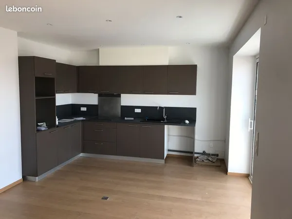 Appartement 101 m² 5 piéces