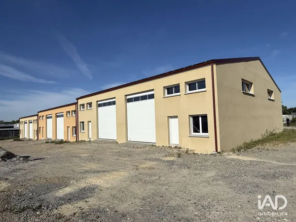 Local d'activité 255 m²