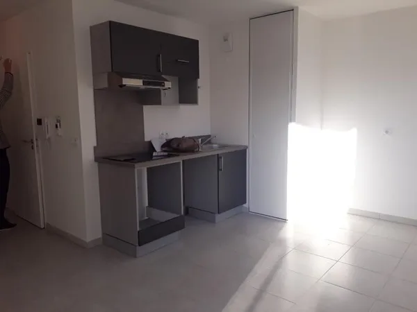 Appartement T2 avec garage à Noisy le sec