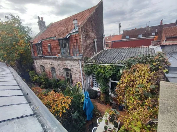 Immeuble 824 m²