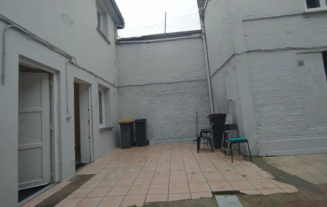 Photo 2