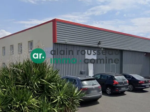 Local 806 m² Carquefou