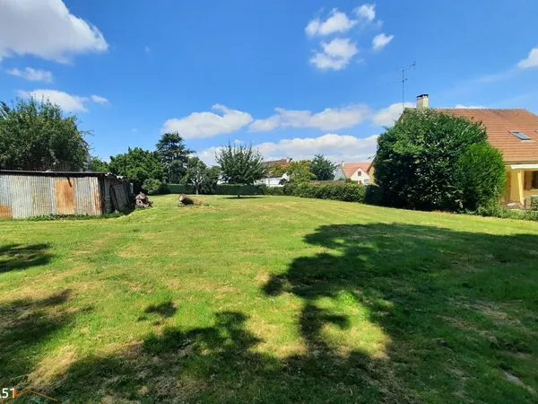 Terrain 1101 m² Bouleurs
