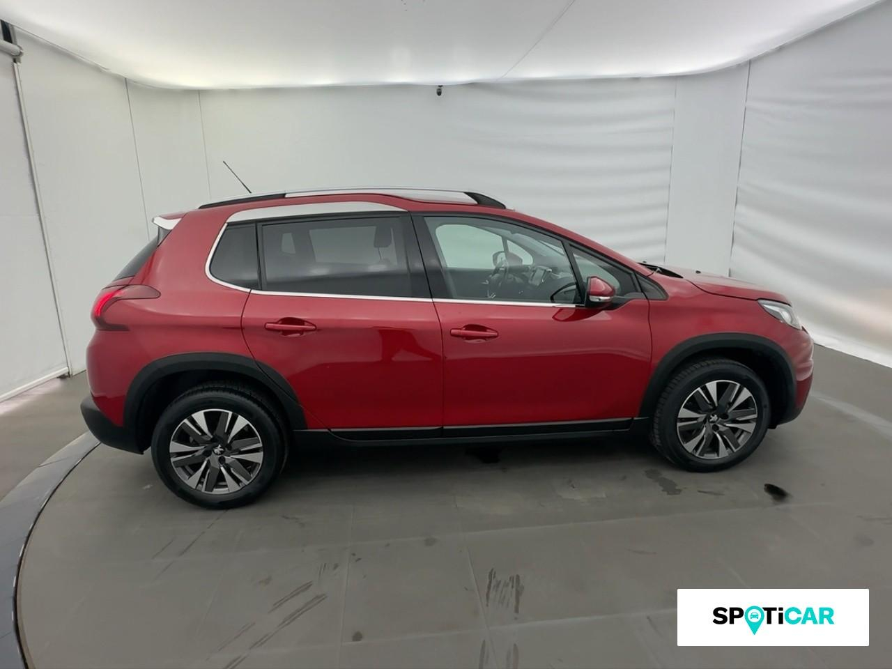 Peugeot 2008 1.2 puretech 110ch e6.c allure s&s eat6 — photo 4