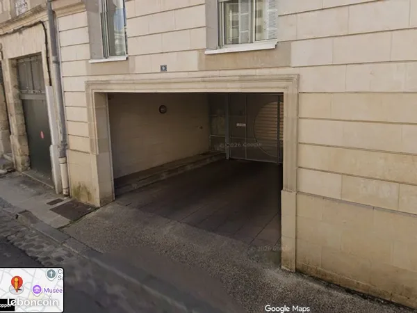 Location Parking Poitiers centre proche EMF