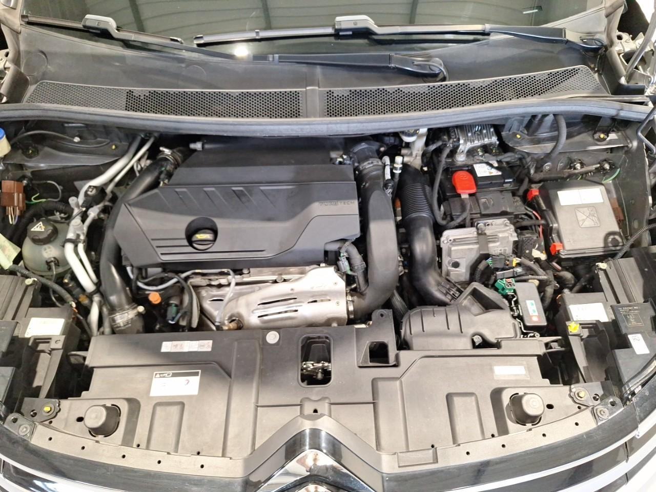 Citroën C5 Aircross hybride rechargeable 225 s&s e-eat8 shine — photo 14