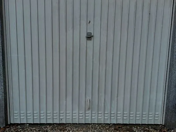 Garage à louer