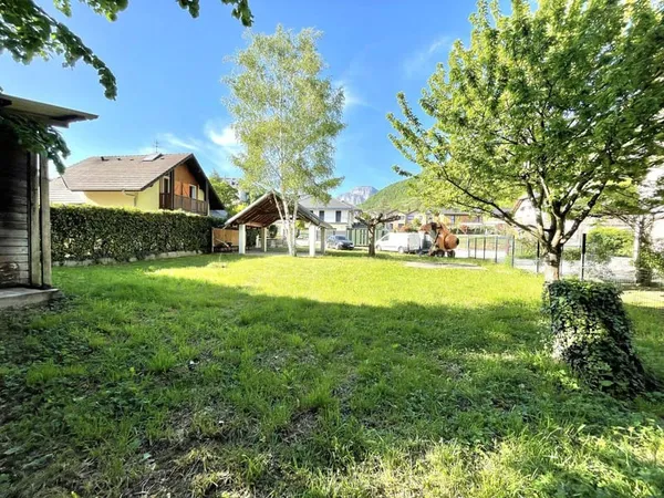 Terrain constructible 536 m²