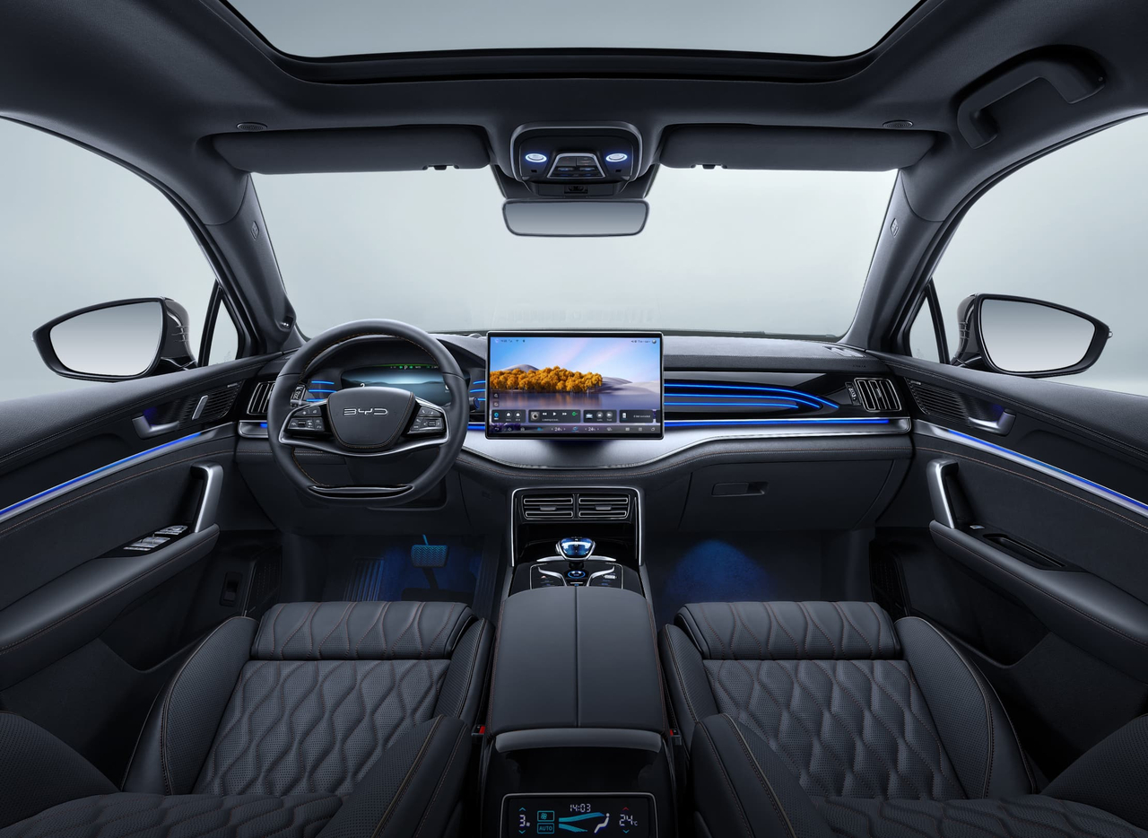 BYD Tang 108,8 kWh 517ch — photo 3