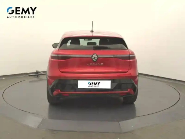 Renault Megane e-tech ev60 220 ch super charge — photo 5