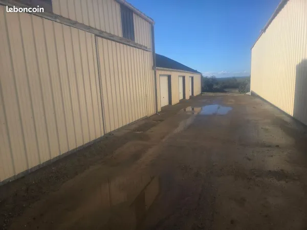 Location box proche d'Hanvec et d'Irvillac