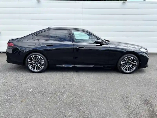 Bmw Serie 5 série 5 530e 299ch m sport xdrive — photo 3