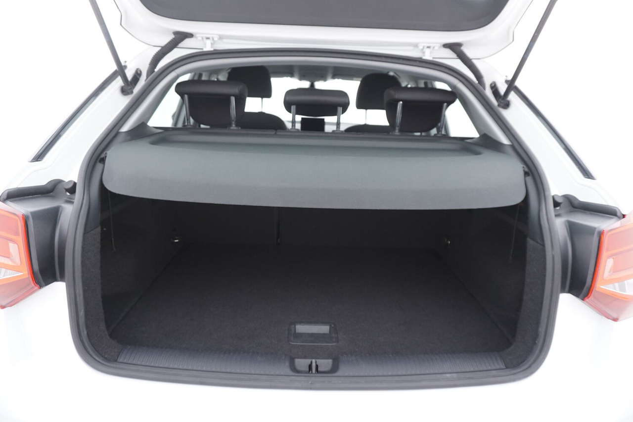 Audi Q2 — photo 16