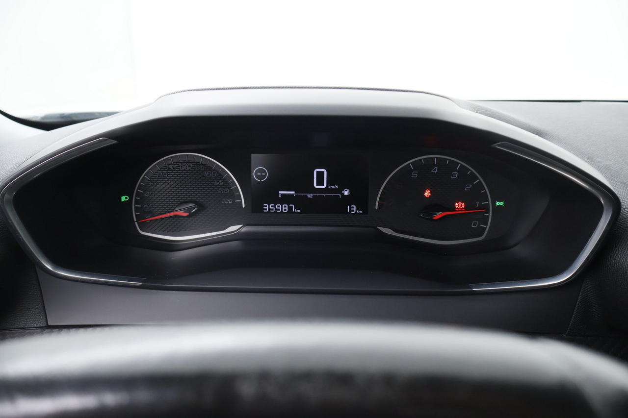 Peugeot 2008 — photo 13