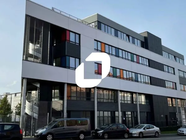 Bureau 209 m²