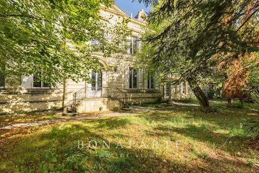 Propriété 11 pièces 480 m²